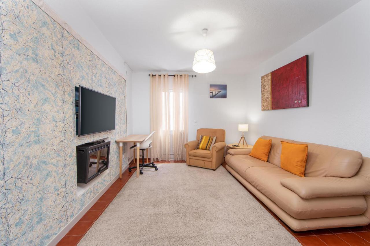 Vila Maria Apartments By Host-Point كوستا دا كاباريكا المظهر الخارجي الصورة